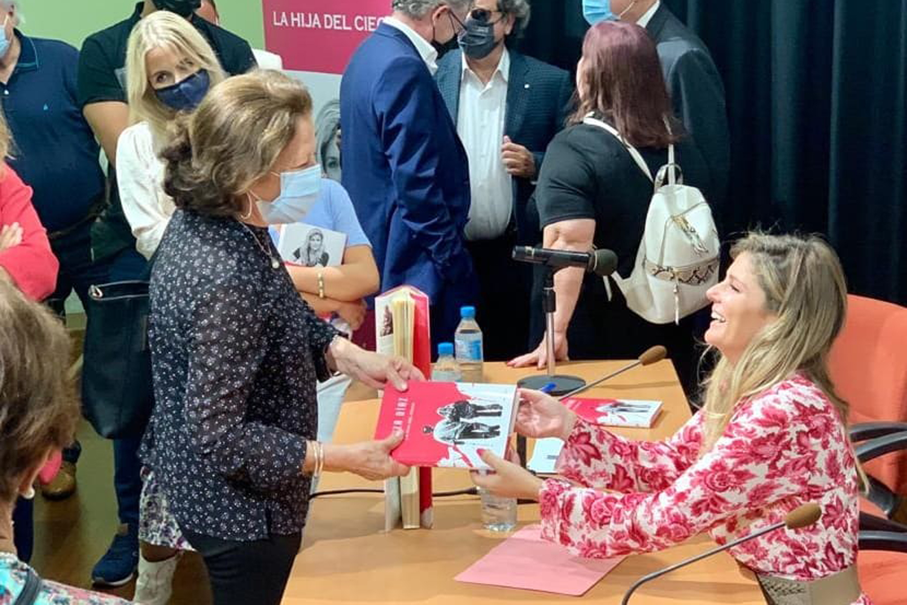 48034655 ce0e 45c4 835d 21d4ed265b30