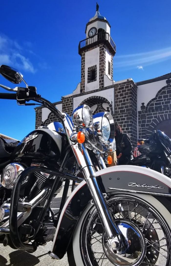 f2b726e6-da01-49c5-bce6-2054f8b816dc